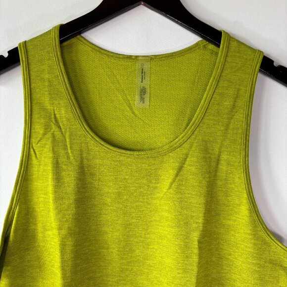 NWT Outdoor Voices Men's Green Apple Seamless Pique Tank Top Size Large - Picture 2 of 10